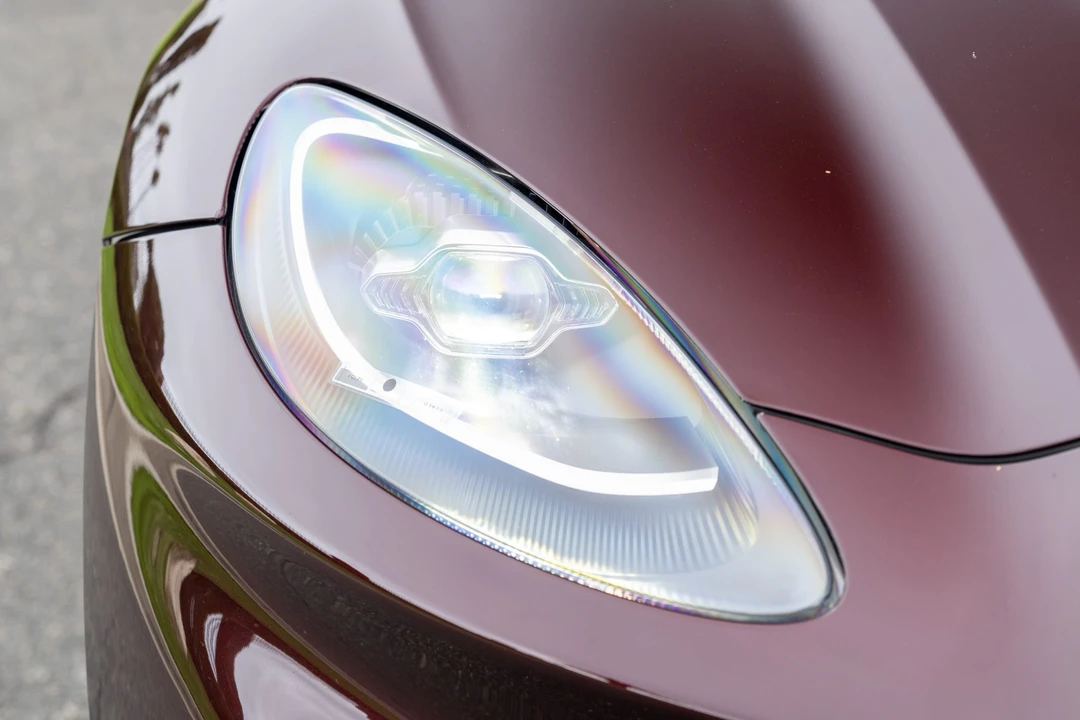 2021 Aston Martin DBX - Image 13 of 31