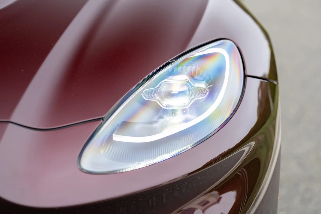 2021 Aston Martin DBX - Image 14 of 31