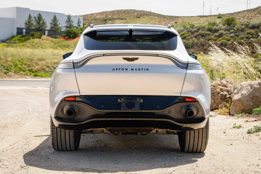 2021 Aston Martin DBX - Image 8 of 31
