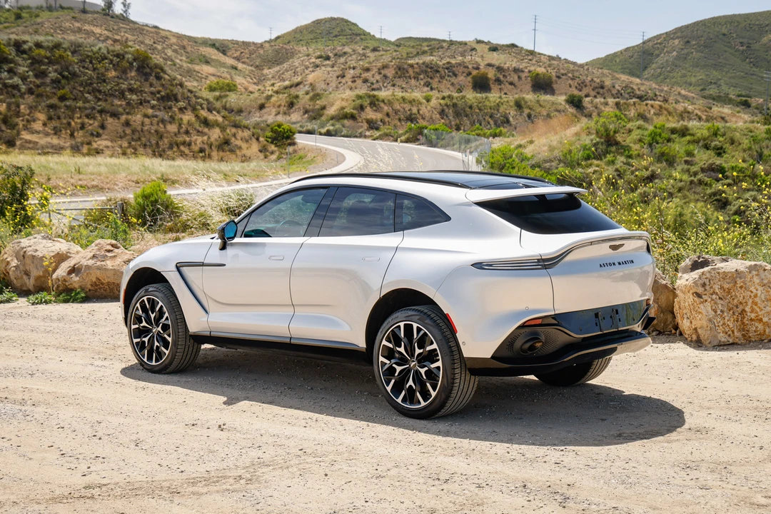 2021 Aston Martin DBX - Image 6 of 31