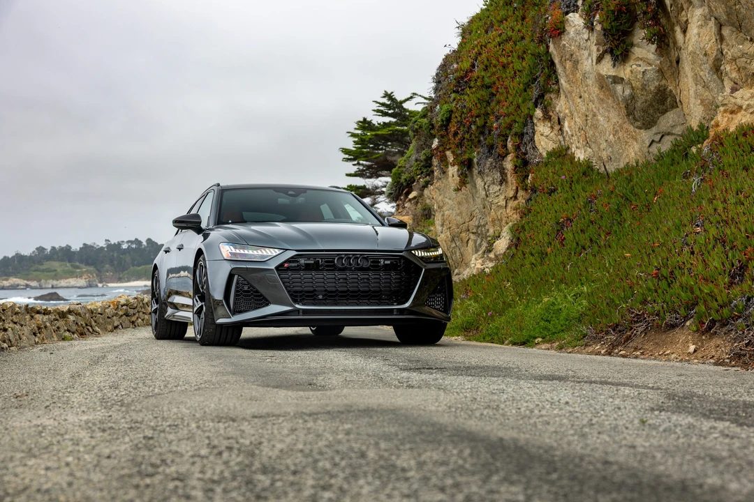 2021 Audi C8 RS6 - Image 30 of 31