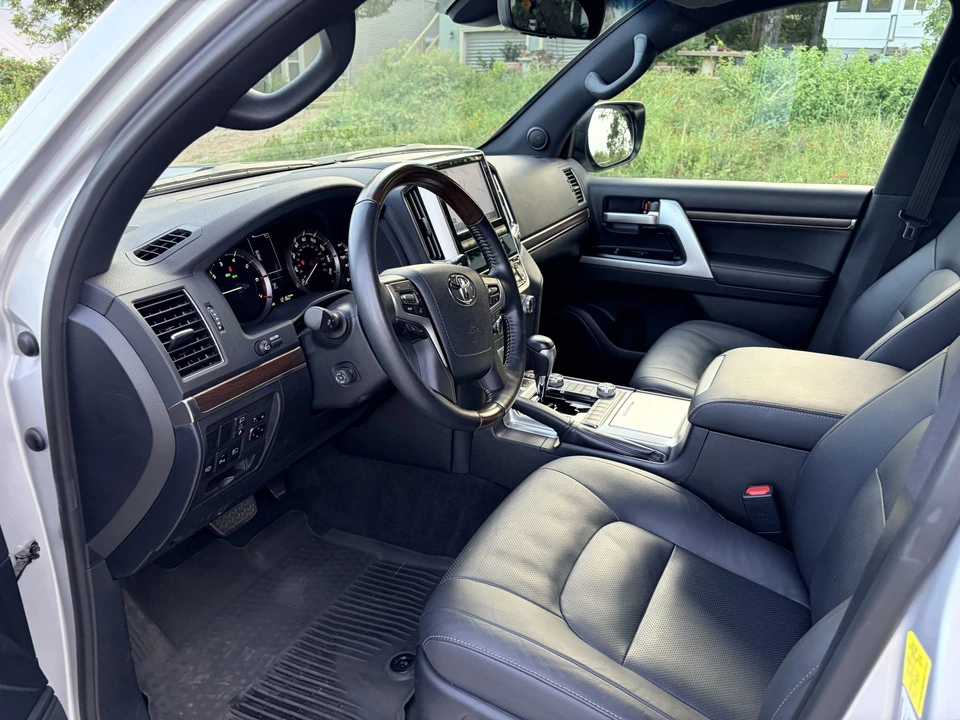 2021 Toyota J200 Land Cruiser - Image 28 of 31