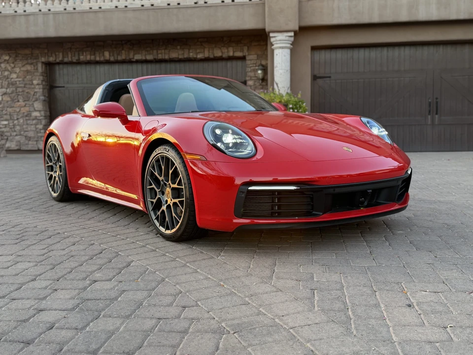 2022 Porsche 992 Targa 4 & 4S - Image 20 of 31