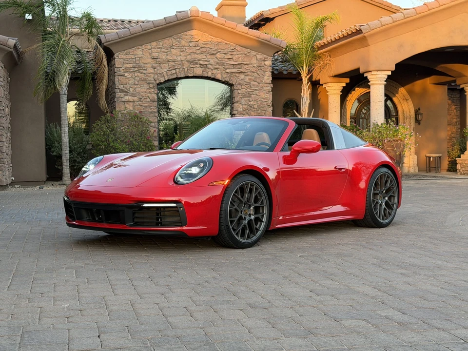 2022 Porsche 992 Targa 4 & 4S - Image 3 of 31