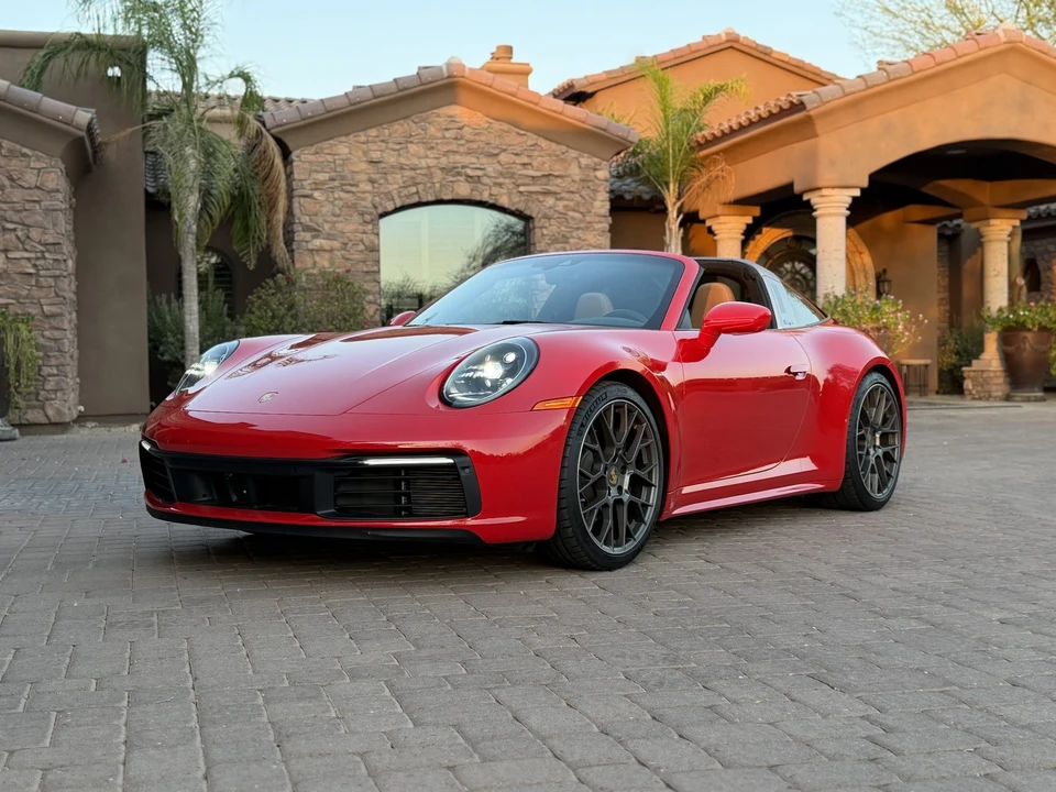 2022 Porsche 992 Targa 4 & 4S - Image 4 of 31