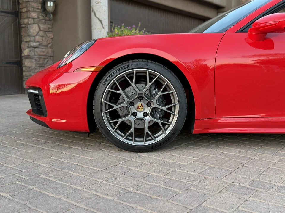 2022 Porsche 992 Targa 4 & 4S - Image 24 of 31