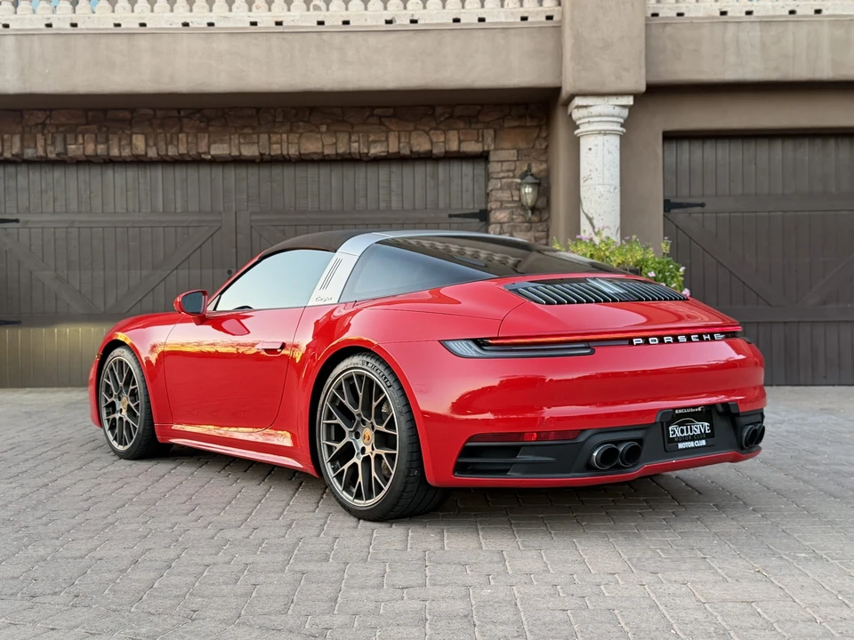 2022 Porsche 992 Targa 4 & 4S - Image 10 of 31