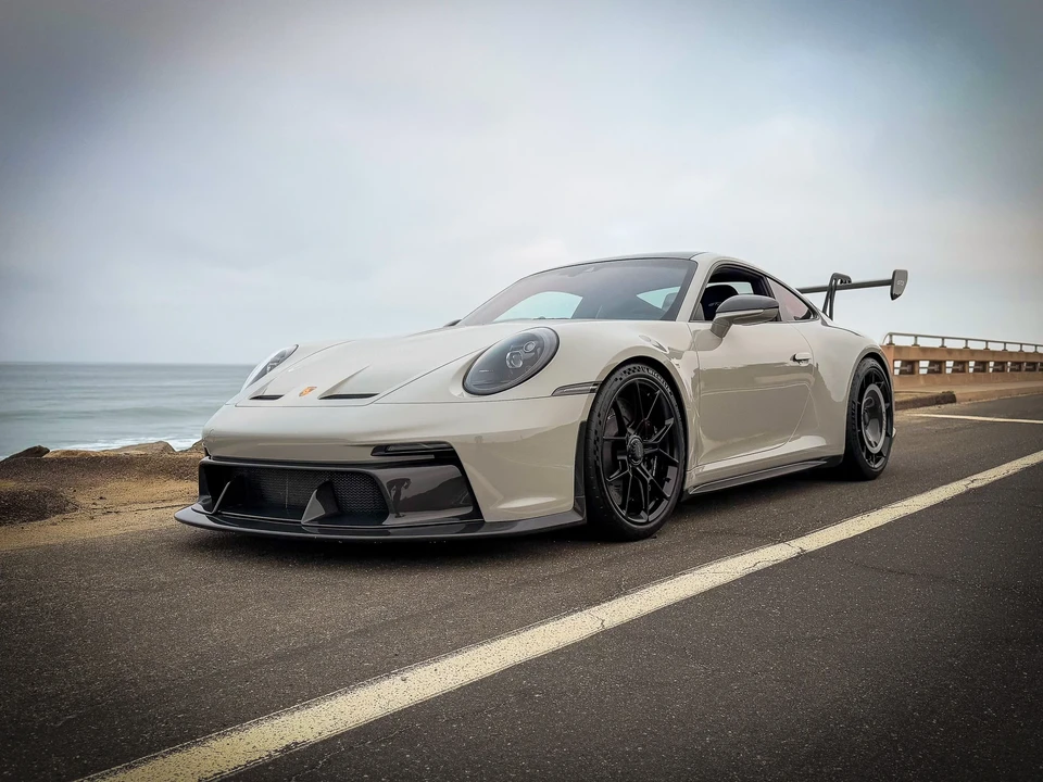 2022 Porsche 992 GT3 - Image 3 of 31