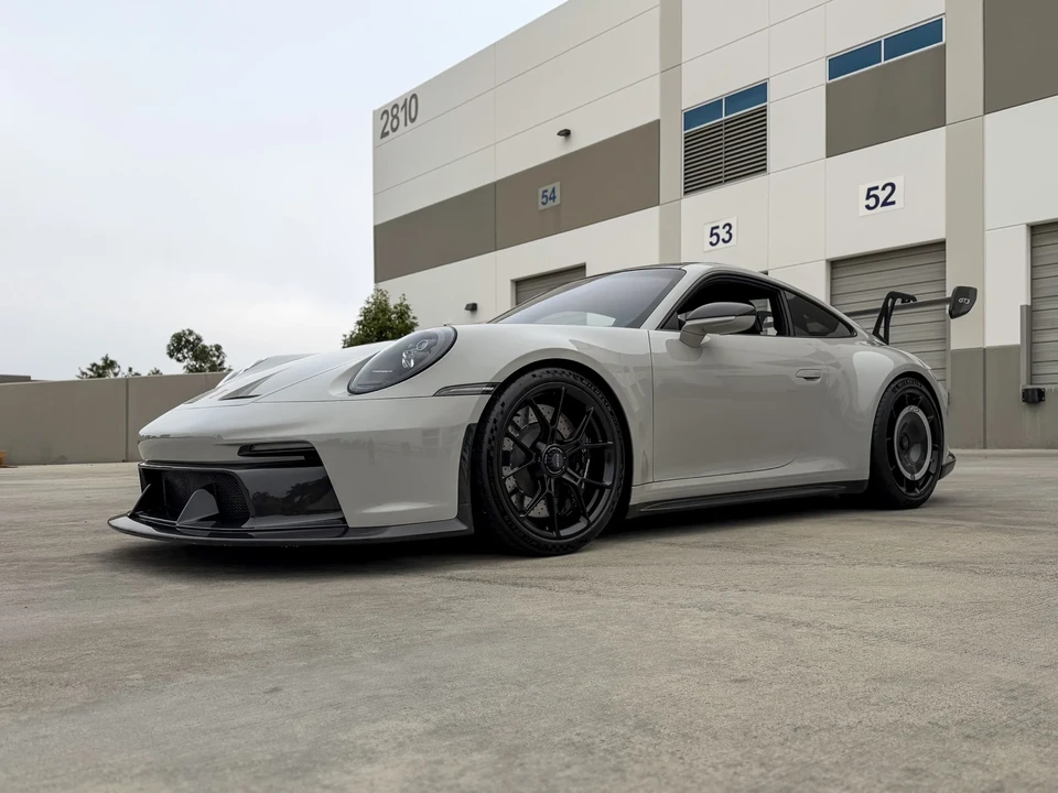 2022 Porsche 992 GT3 - Image 23 of 31