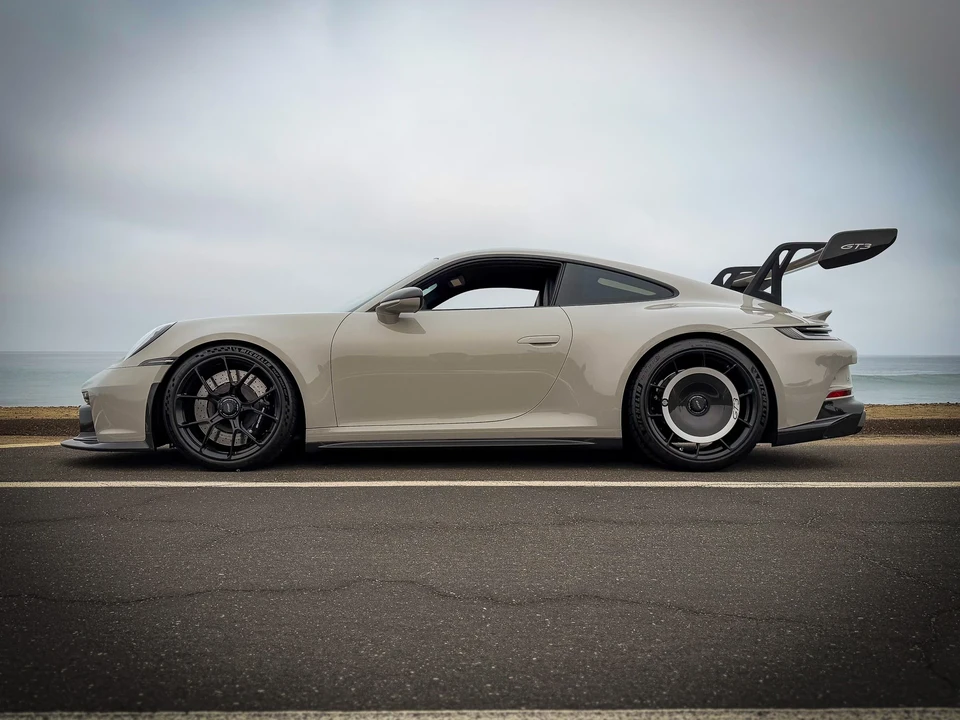 2022 Porsche 992 GT3 - Image 6 of 31