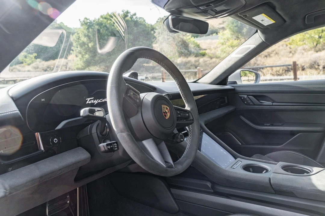 2022 Porsche Taycan GTS - Image 21 of 31