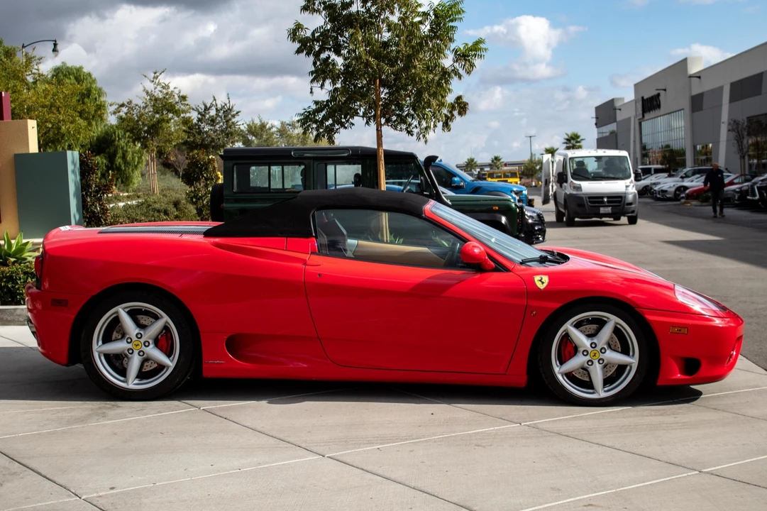 2001 Ferrari 360 Spider - Image 18 of 31