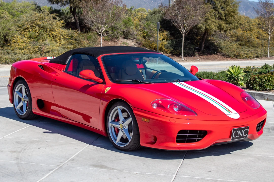 2001 Ferrari 360 Spider - Image 2 of 31
