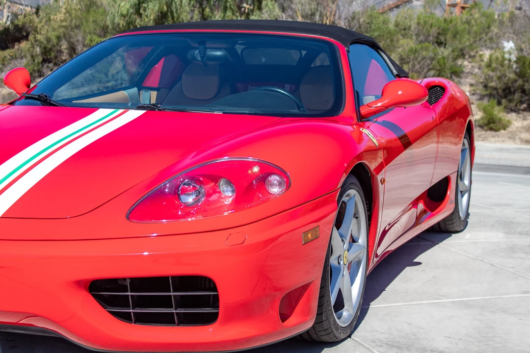 2001 Ferrari 360 Spider - Image 25 of 31
