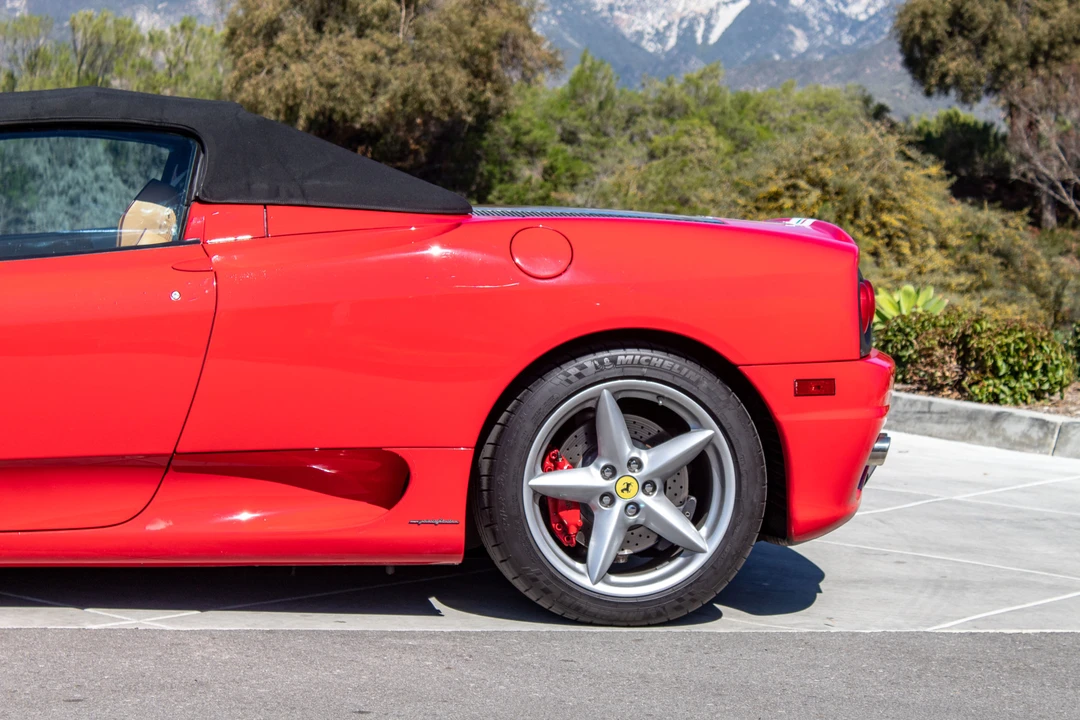 2001 Ferrari 360 Spider - Image 29 of 31