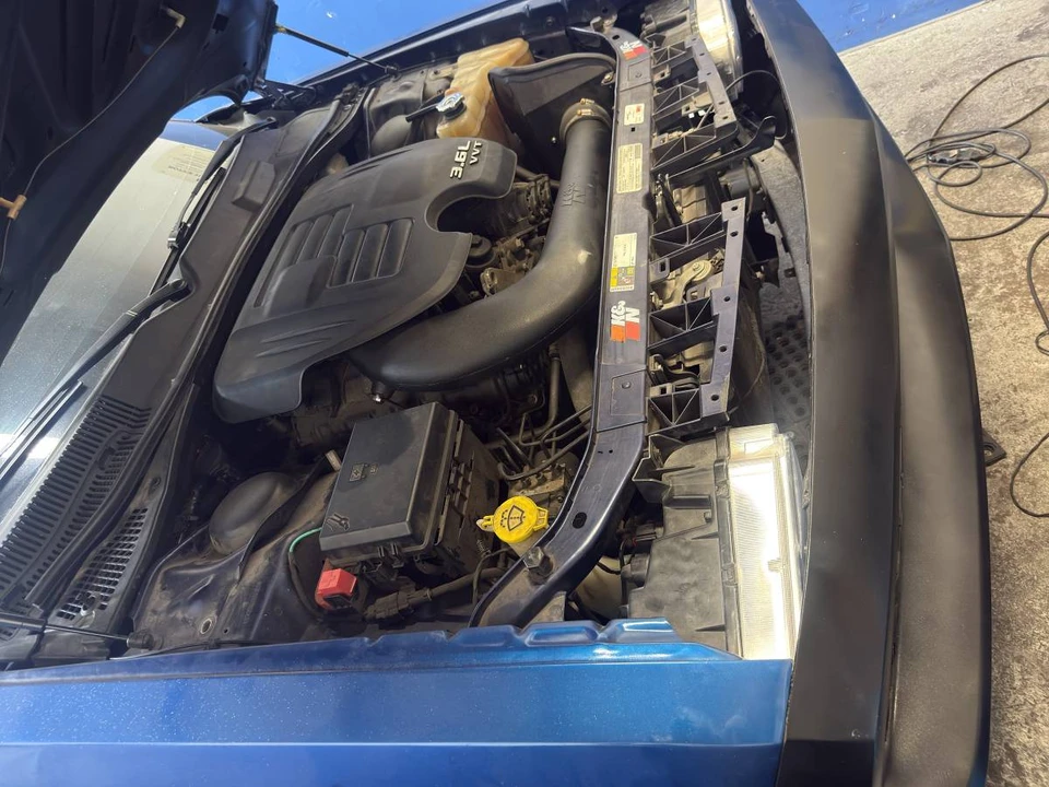 2013 Dodge Challenger 3rd Gen - Image 18 of 20