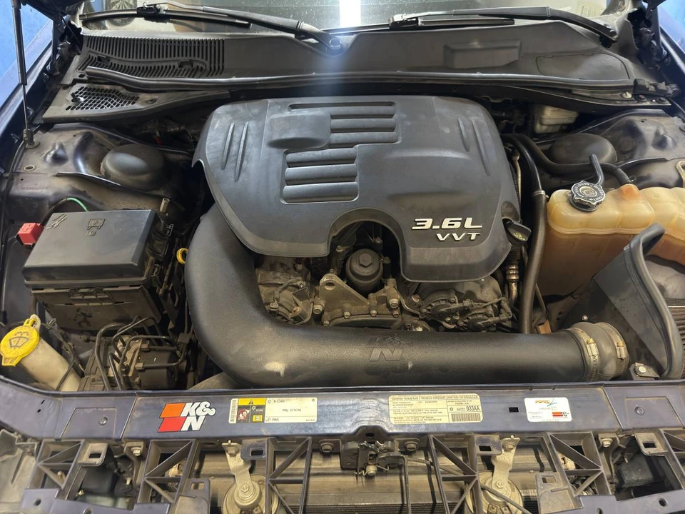 2013 Dodge Challenger 3rd Gen - Image 19 of 20
