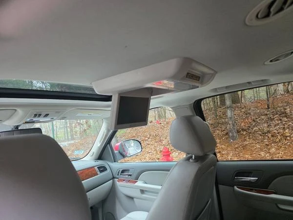 2013 GMC Yukon 4th Gen - Image 12 of 16