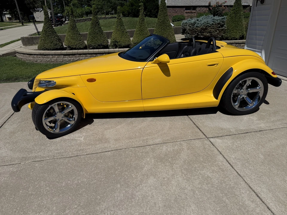 2002 Plymouth Prowler - Image 9 of 31