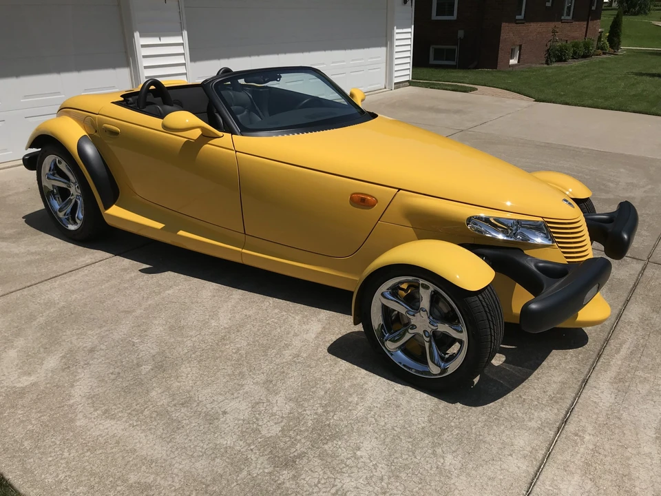 2002 Plymouth Prowler - Image 2 of 31