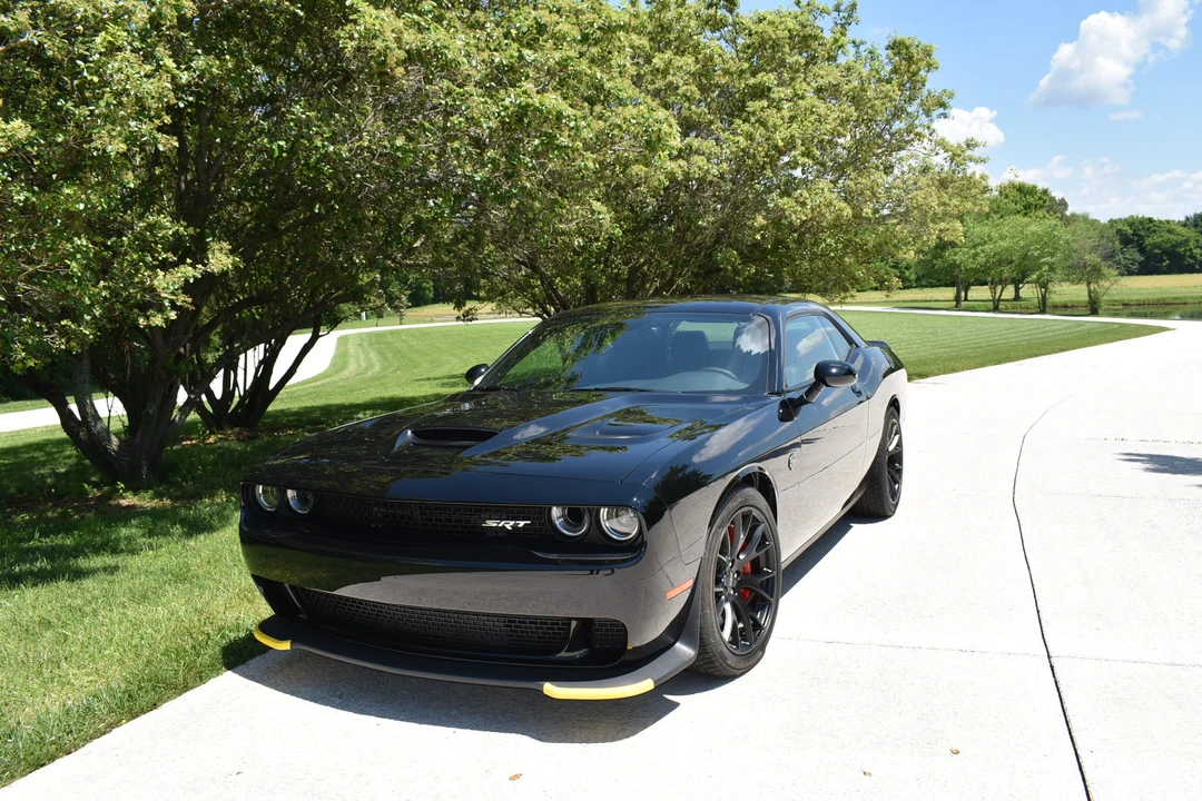 2015 Dodge Challenger SRT Hellcat 3rd Gen - Image 4 of 31
