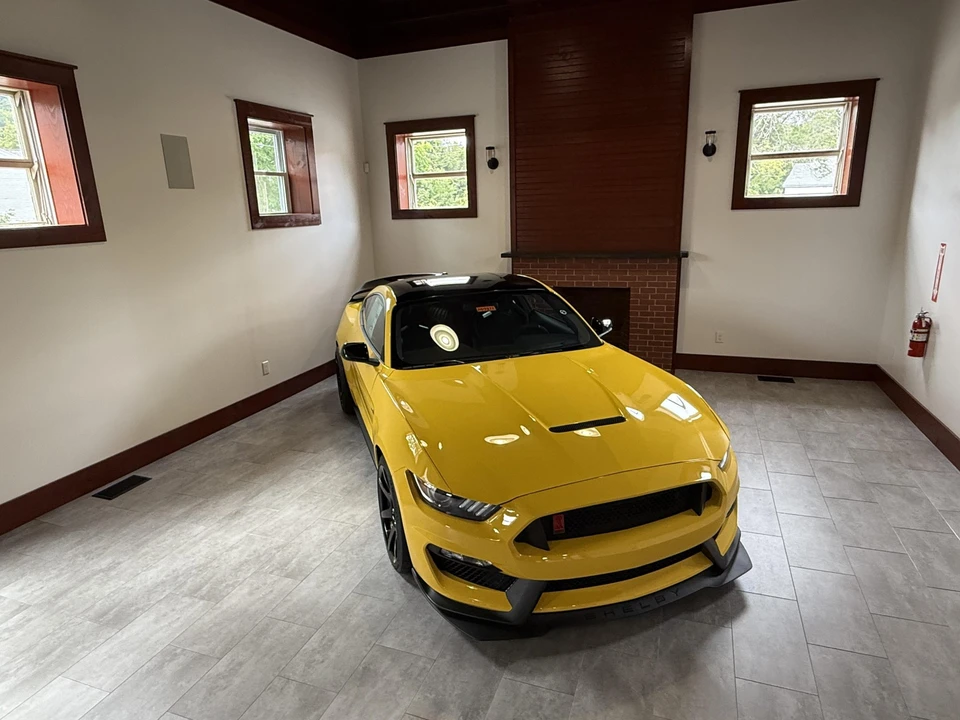 2017 Ford S550 Shelby Mustang GT350R - Image 5 of 31