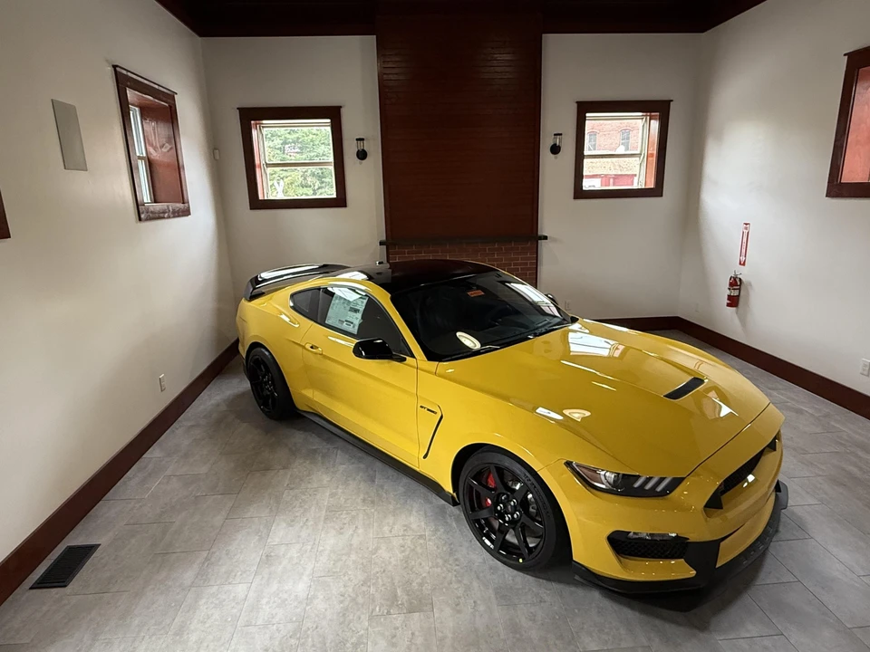 2017 Ford S550 Shelby Mustang GT350R - Image 10 of 31