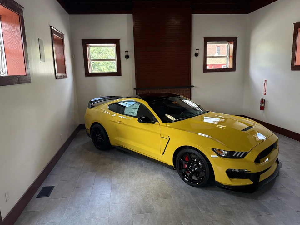 2017 Ford S550 Shelby Mustang GT350R - Image 11 of 31
