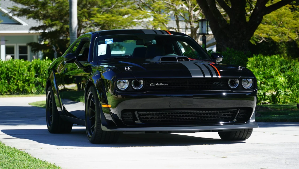 2023 Dodge Challenger SRT8 & 392 3rd Gen - Image 7 of 31