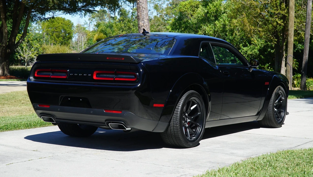 2023 Dodge Challenger SRT8 & 392 3rd Gen - Image 19 of 31