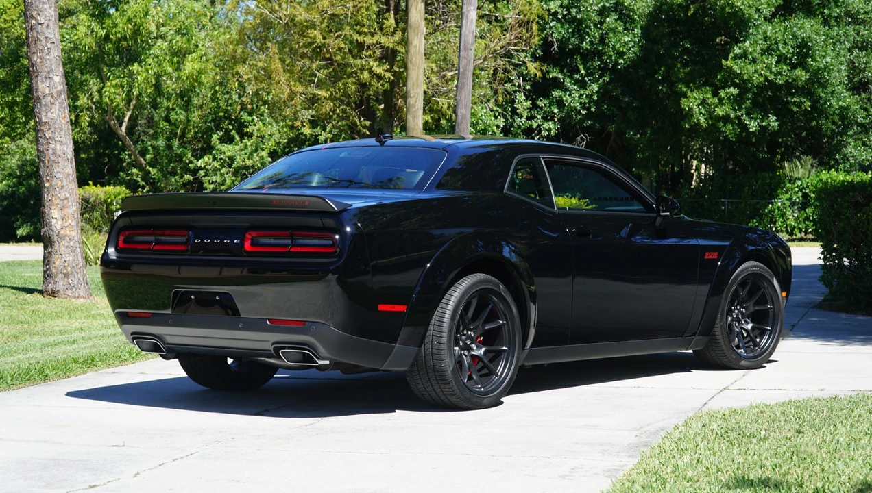2023 Dodge Challenger SRT8 & 392 3rd Gen - Image 17 of 31