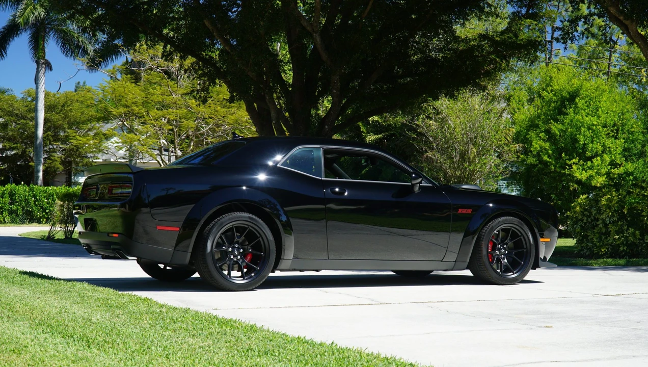 2023 Dodge Challenger SRT8 & 392 3rd Gen - Image 15 of 31