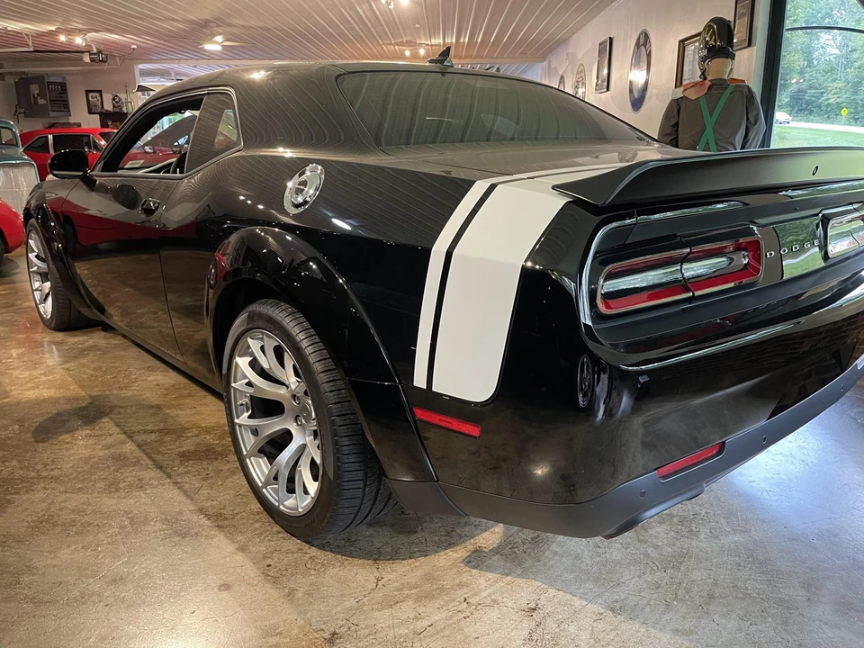 2023 Dodge Challenger SRT Hellcat 3rd Gen - Image 10 of 31