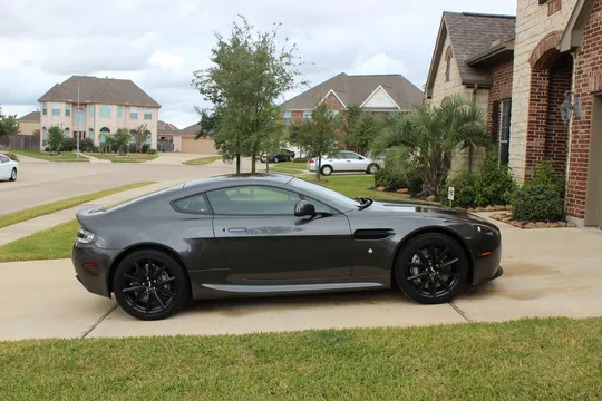 2013 Aston Martin V8 Vantage