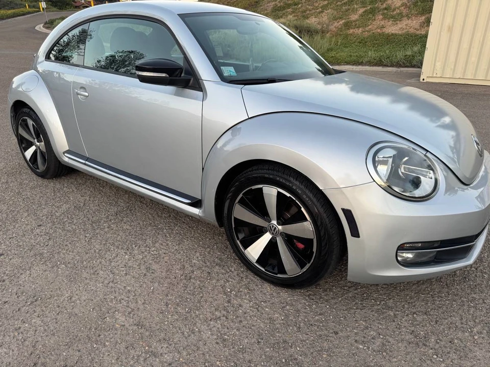 2013 Volkswagen A5 Beetle - Image 17 of 23