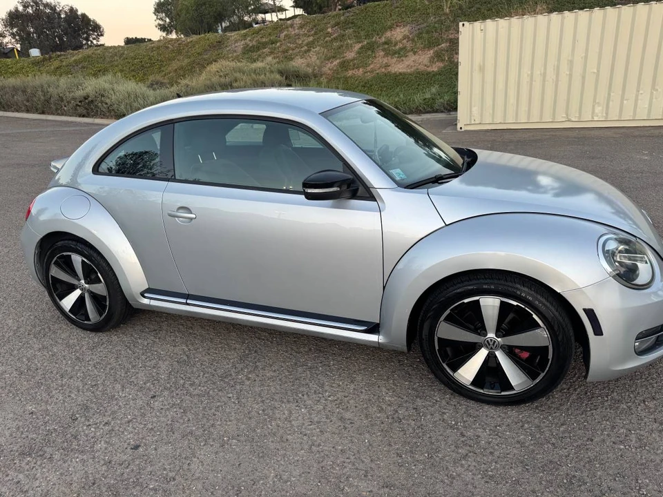 2013 Volkswagen A5 Beetle - Image 19 of 23