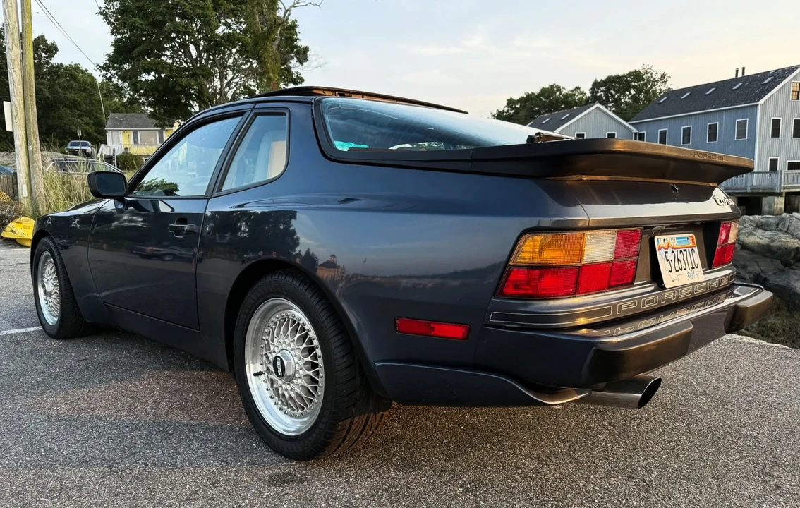 1987 Porsche 944 Turbo - Image 28 of 31