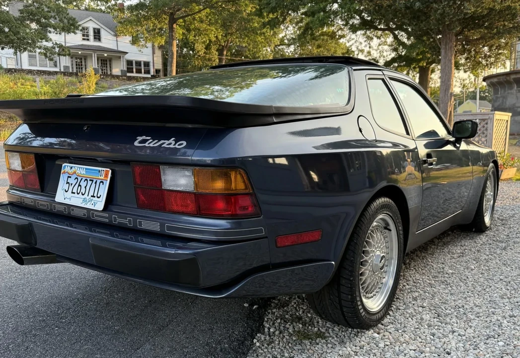 1987 Porsche 944 Turbo - Image 30 of 31