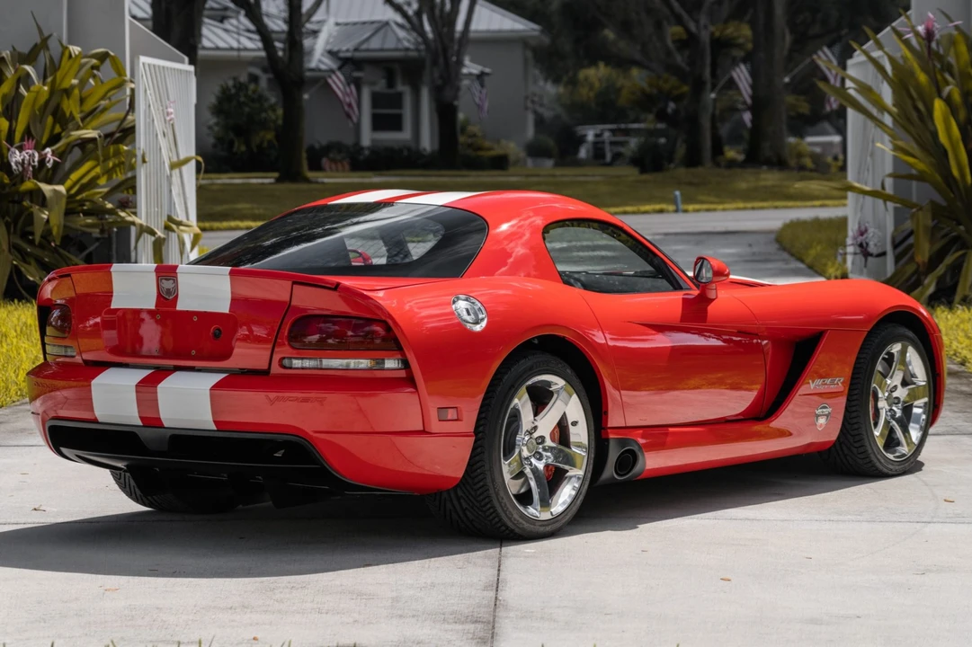 2006 Dodge Viper 3rd Gen - Image 12 of 31