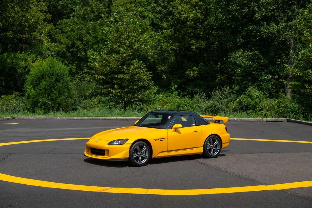 2009 Honda AP2 S2000 - Image 2 of 31