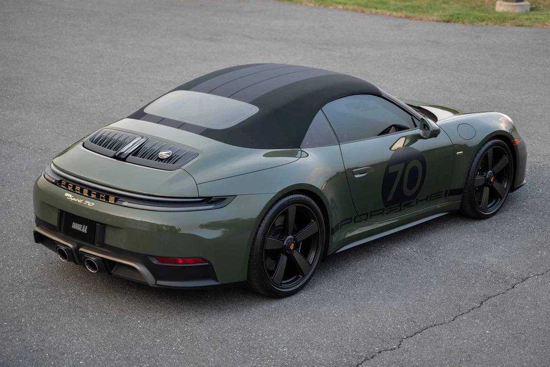 2026 Porsche 992 Carrera GTS - Image 7 of 31
