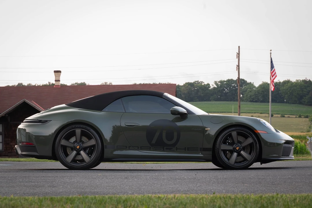 2026 Porsche 992 Carrera GTS - Image 16 of 31