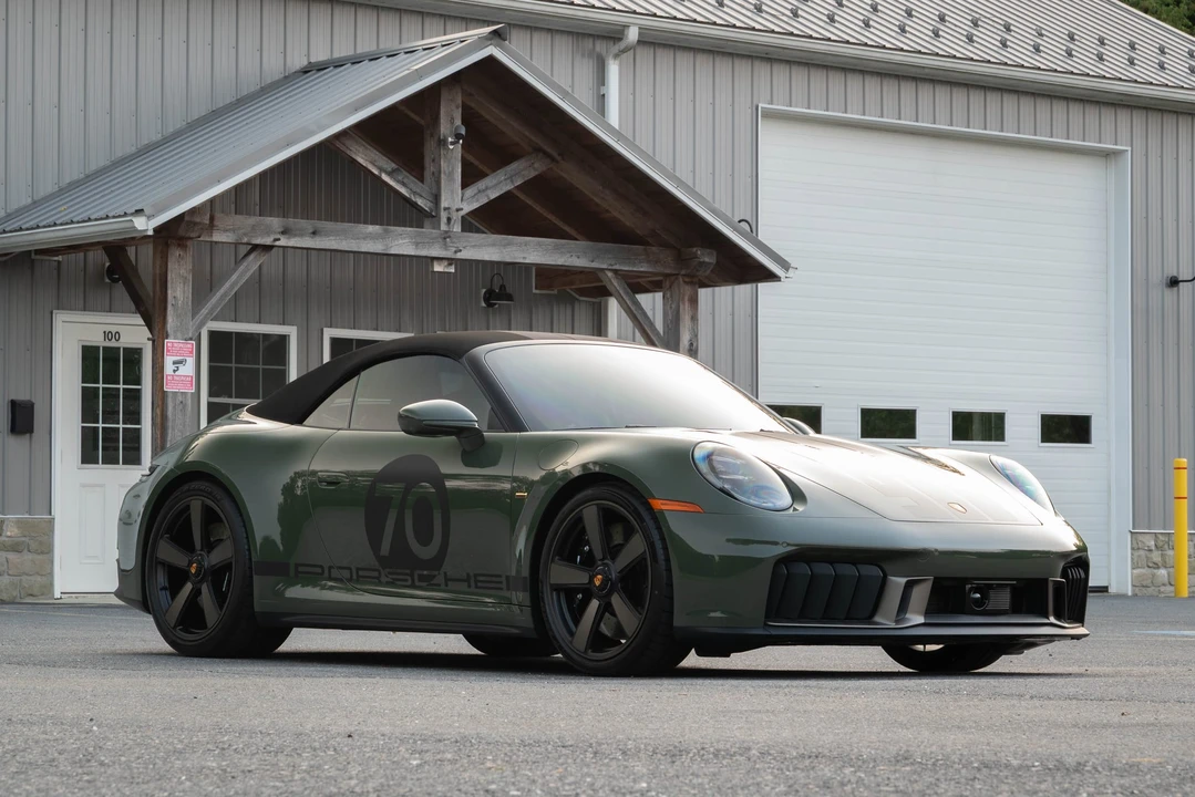 2026 Porsche 992 Carrera GTS - Image 17 of 31
