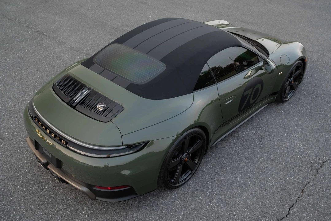 2026 Porsche 992 Carrera GTS - Image 20 of 31