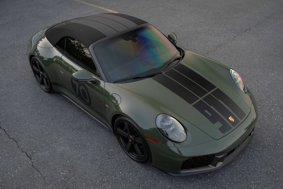 2026 Porsche 992 Carrera GTS - Image 21 of 31