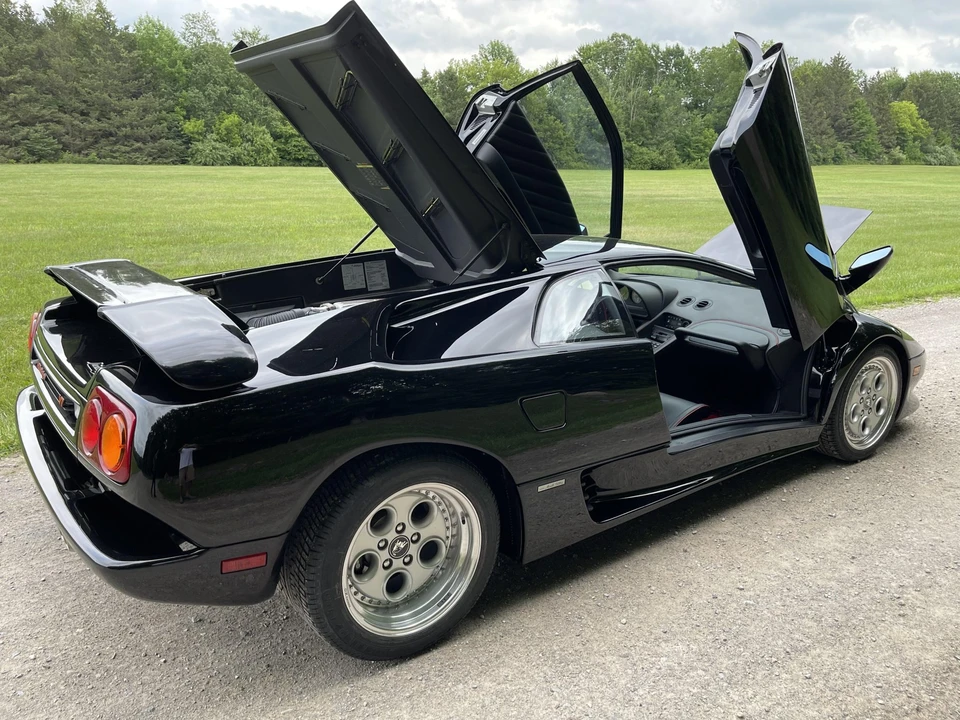1994 Lamborghini Diablo VT - Image 15 of 31