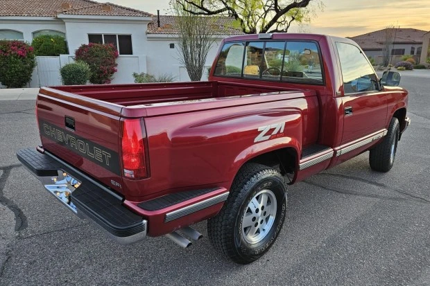 1990 Chevrolet C/K 4th Gen - Image 2 of 8
