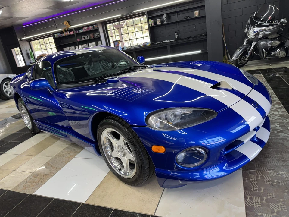 1996 Dodge Viper GTS 2nd Gen - Image 13 of 31