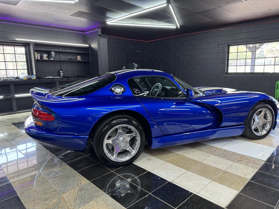 1996 Dodge Viper GTS 2nd Gen - Image 18 of 31