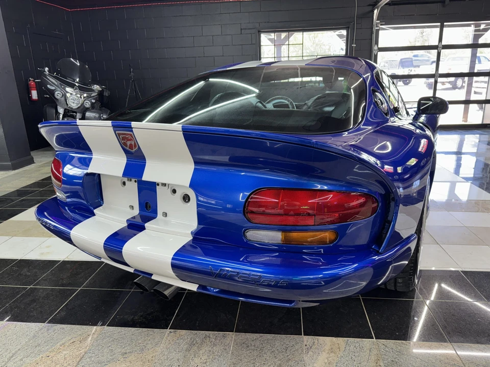 1996 Dodge Viper GTS 2nd Gen - Image 26 of 31